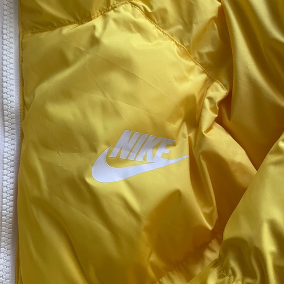 Nike bomber jacket - Picture 3 of 4